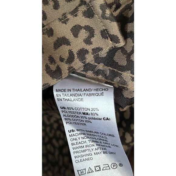 Chico’s No Iron Coolmax All Season Leopard Print Button Down Shirt Size 1(M/8) - Picture 3 of 3
